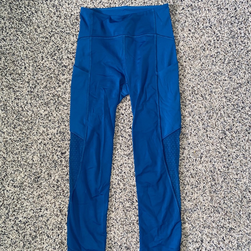 lululemon mesh cropped leggings